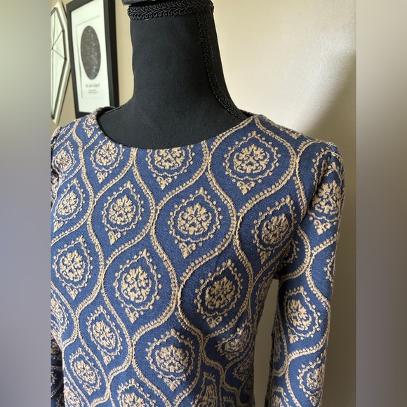 LOFT Medallion Jacquard Shift Dress puff shoulder sleeve comfy cute EUC Sz 6 - Picture 5 of 13